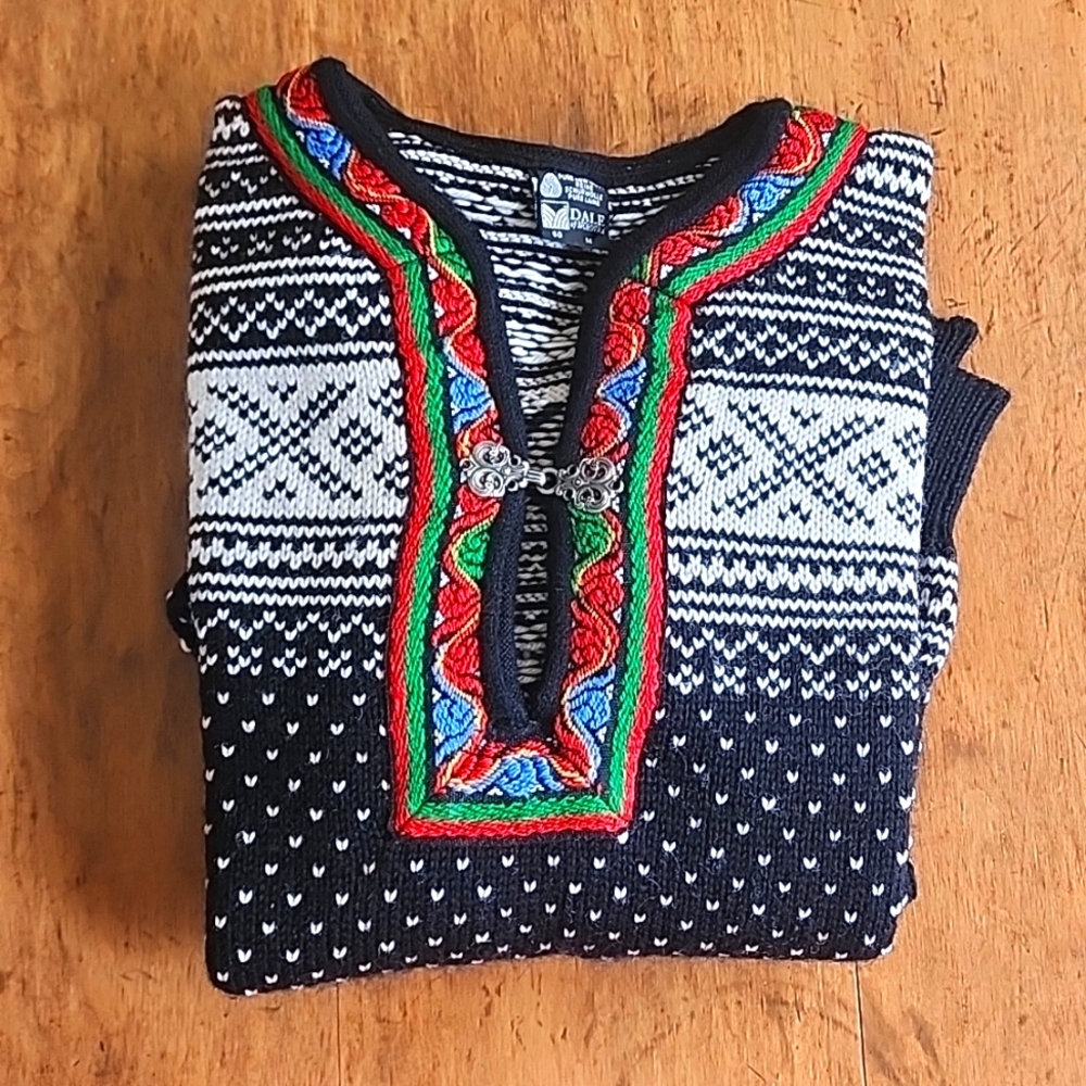 Vintage 90s wool Dale of Norway Scandinavian sweater 50 M L EUC